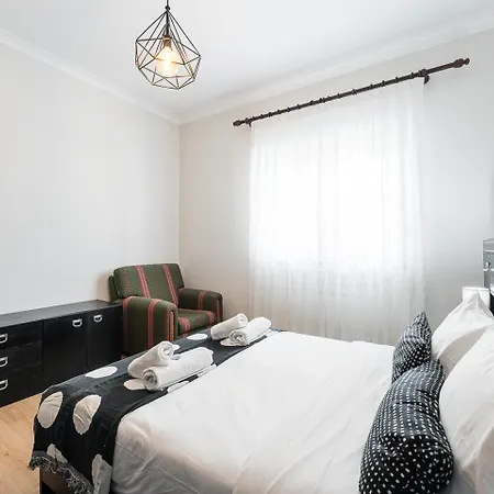 Guestready - A Classic Portuguese-style בית נופש